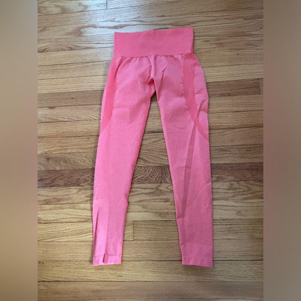 NVGTN sculpting leggings